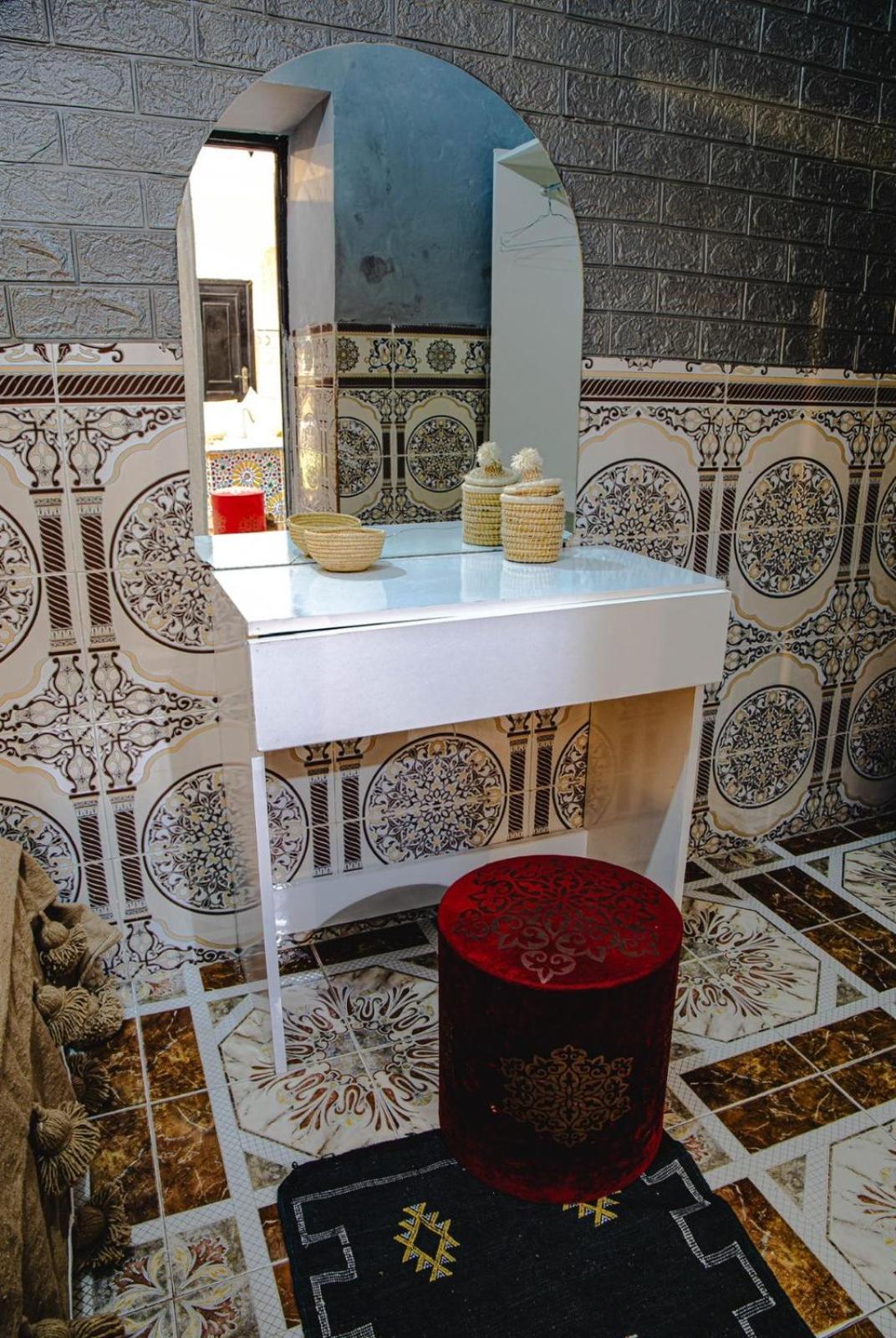 Riad Msholidays Jacuzzi Privatise Marrakech Marrakesh Exterior photo